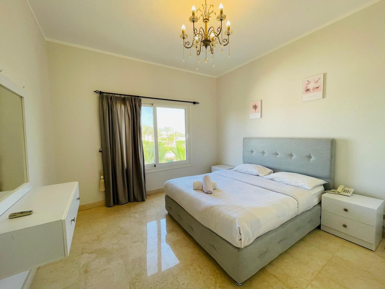 6 Bedroom In El-gouna 38 *