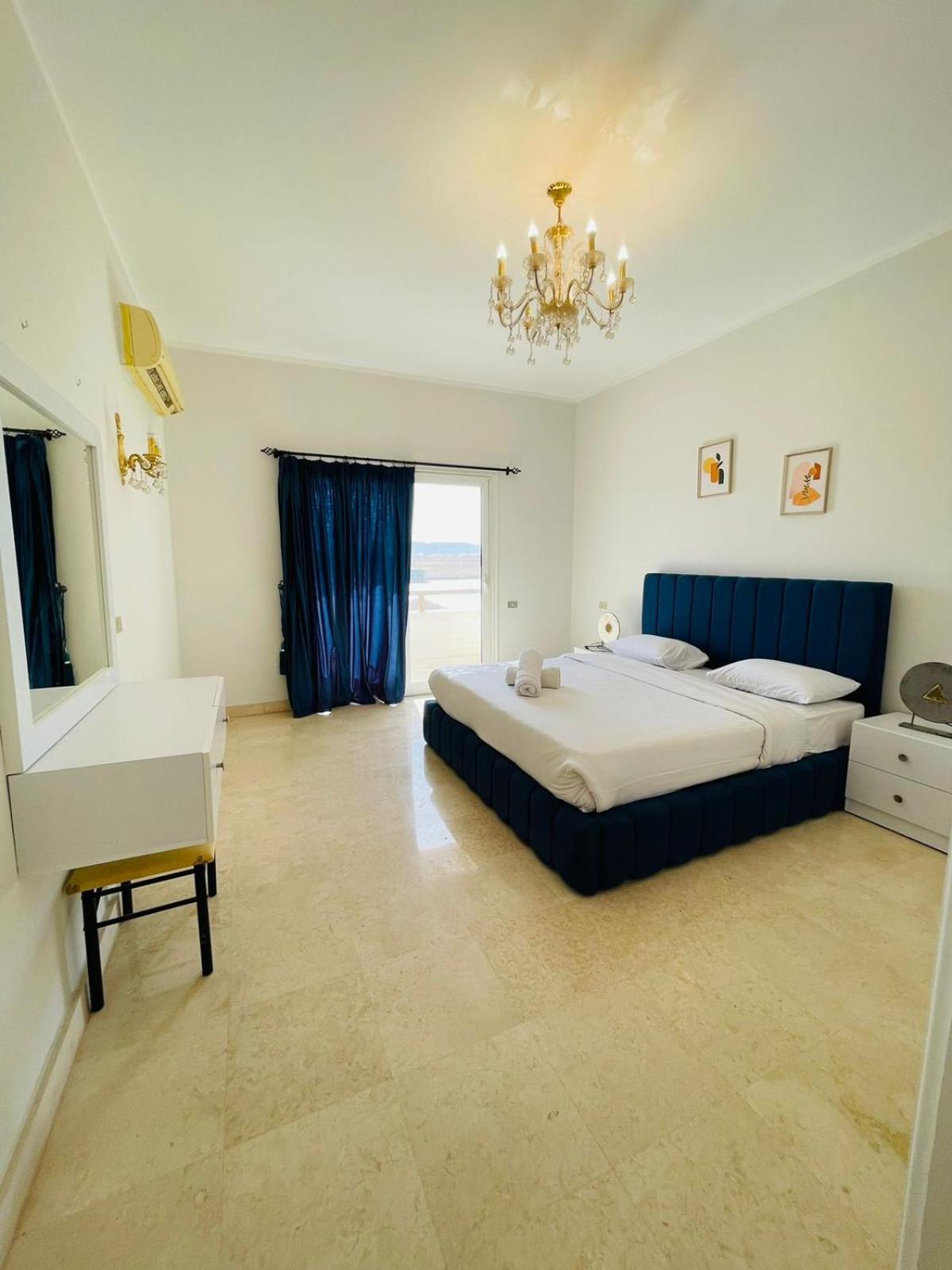 Villa 6 Bedroom In El-gouna 38