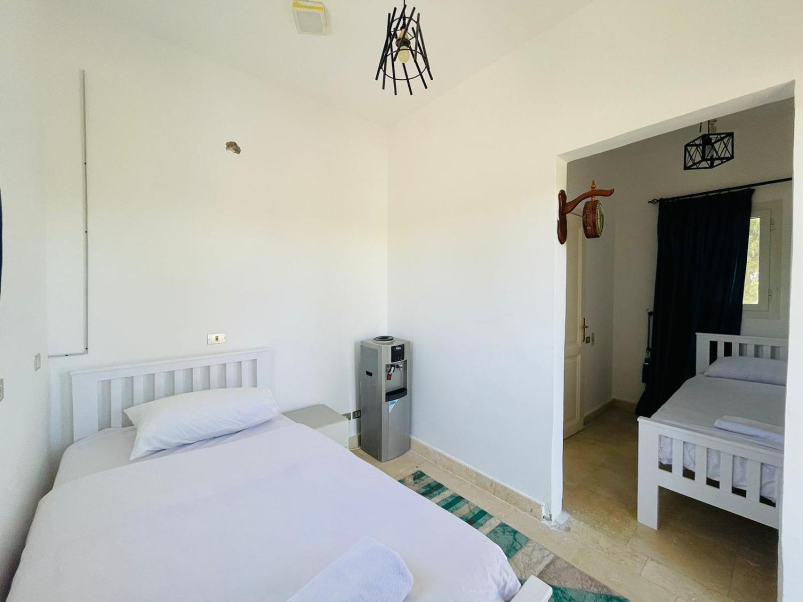 Villa 6 Bedroom In El-gouna 38 *